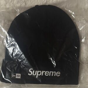 Supreme New Era Box Logo Beanie